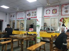 大堂-卢聪艺小吃店(阳翟总店)