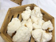 蜜汁叉烧包-番禺宾馆丽苑厅