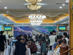 -汗腾格里·风味餐厅(新疆驻京办店)