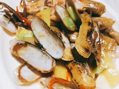 -湖庭壹品鸭王·传统北京烤鸭·别墅私房菜·庭院宵夜(江宁店)