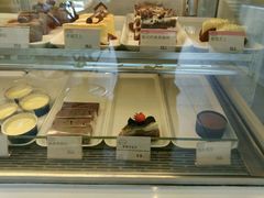 面包甜点陈列柜-布朗尼西饼(粮道街店)