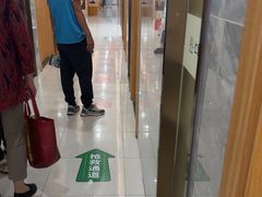 -上海仁爱医院口腔科 · 种植