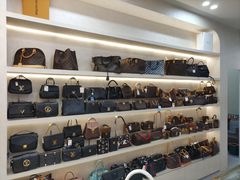 -六六奢品·vintage中古·回收二手奢侈品包包手表首饰(环球港店)