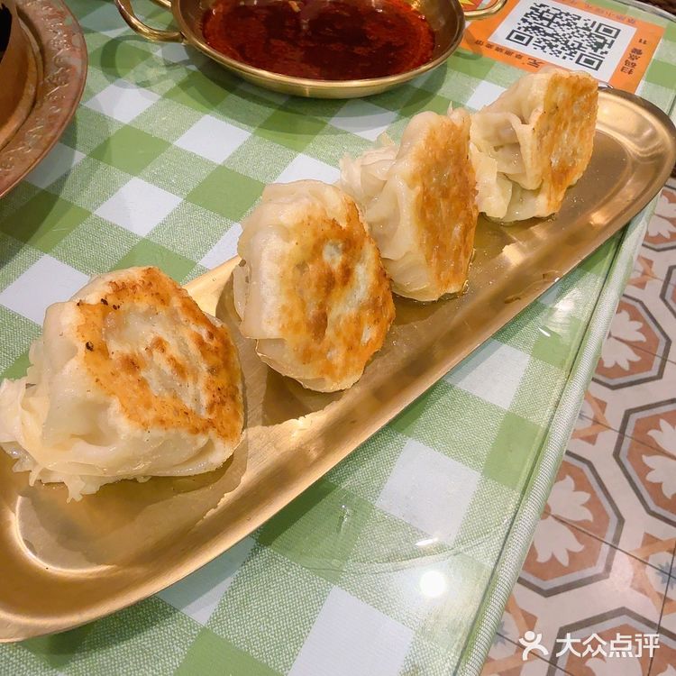 品尝美味饺子时光