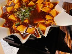 -穹六人间 people 6(岳阳路店)