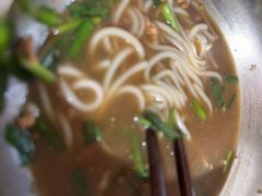 -正宗杨记普洱酸醋米线(总店)