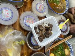 -叶新小吃店(来凤小区总店)