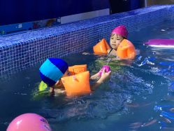 -子木乐园婴儿游泳馆(水晶港店)