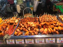 -六合夜市