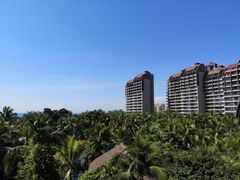-三亚湾海居铂尔曼度假酒店