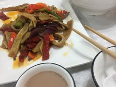 -巴依老爷新疆美食(牡丹园店)