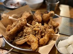 炸鸡翅一半一半-富乐满韩国正宗炸鸡韩国料理(虹泉路店)