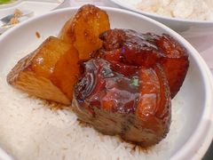 江南灶红烧肉-江南灶中餐厅(南京香格里拉店)