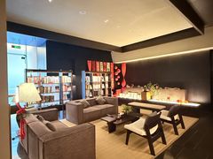 -杭州西湖湖滨银泰亚朵酒店