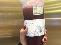-奈雪的茶(湖滨银泰in77C区PRO店)