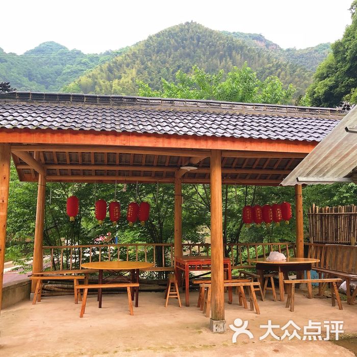 云河谷休闲山庄