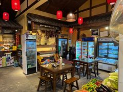 -富正毅三下锅·湘西韵味(天门山索道店)