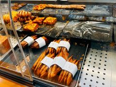 -罗森尼娜(德思勤店)