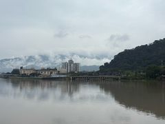 -继红顺河抄手名小吃