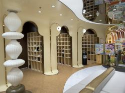 -奈尔宝·国风主题儿童乐园·亲子餐厅(豫园商城店)