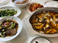 -鑫巴蜀小镇 · 水煮鱼专研店(玉桥店)