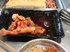 -彝人部落火盆烧烤(原内环足球场店)