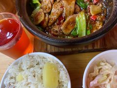 -有红鸡毛店·砂锅菜(抚琴夜市店)