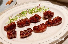 Cinnamon Crispy Beef Bites