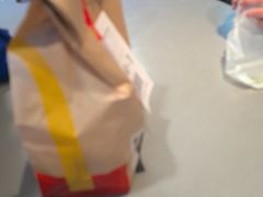 -麦当劳(杨林得来速店)