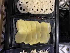 -三国惹火烤肉·中日韩烤肉集合店(百草路店)
