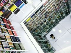 android_upload_pic-钟书阁(松江泰晤士小镇店)