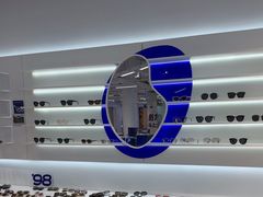 -优购镜仓(黄岛吾悦店)