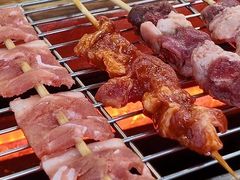 -哈尔滨小酒馆·鲜肉现穿自助烧烤(康新花园店)