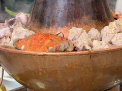 -一口猪海鲜浑锅·东北家常菜