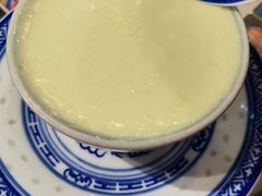 -广信牛奶甜品世家(台东店)
