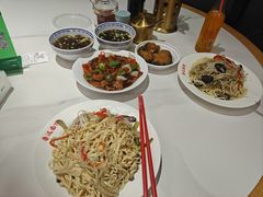 -鲁达面馆本帮风味(共康东路店)
