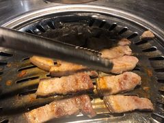 五花肉-韩聚屋韩国烤肉餐厅(新北万达店)