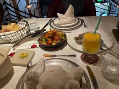 -Mogul Eatery·大亨餐酒馆