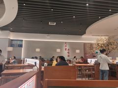 大堂-诚铭记·虾仁汤包·成都小吃(融创店)