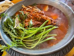 -喇喇排骨火锅·传统韩式脊骨汤(望京西园总店)