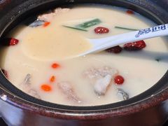 -老阿爸鲜鱼土菜(昆山花桥店)