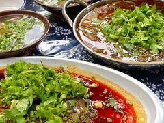 -牛四娃跷脚牛肉·非物质文化遗产传承名店(峨眉山店)