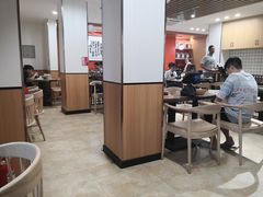 -闫家驴肉老店(华电一校店)