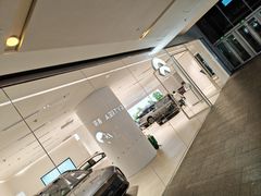 -蔚来空间(北京颐堤港店)