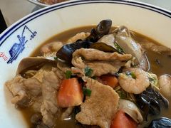 红汤大三鲜-天天鲜面馆(衡山路店)