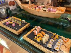 -荣誉国际酒店-云顶旋转餐厅