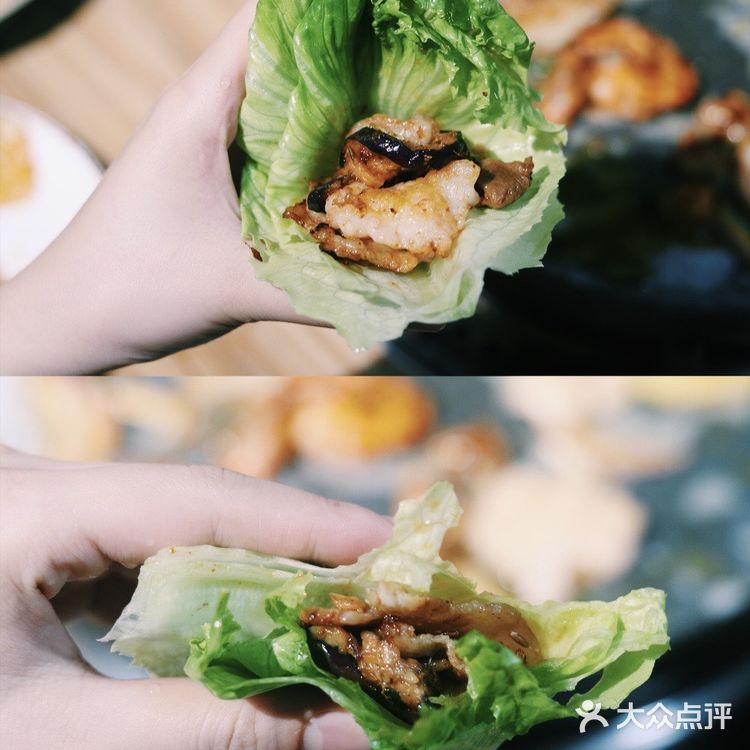 烤过之后还有肉汁,配上店里的蘸料,真的是一绝!