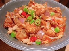 馋嘴牛蛙锅-蜜桃餐厅·伴山(湖滨商业街店)