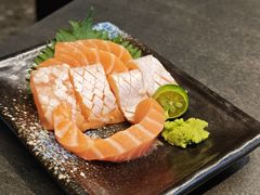 -铭牛烧肉·和牛海鲜自助(高新月牙湖店)