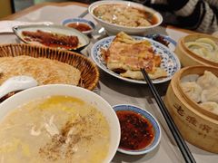 -梅利汴京烤鸭•开封豫菜地标店(东大街店)